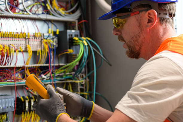 Best Affordable Emergency Electrician  in Superior, WI